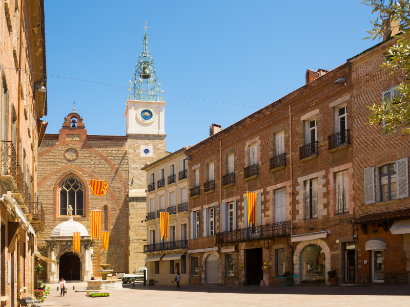 son site internet pour l'été à Perpignan